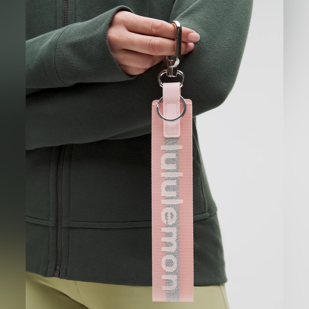 NWT Lululemon Never Lost Keychain Wordmark Pink Mist / Silver